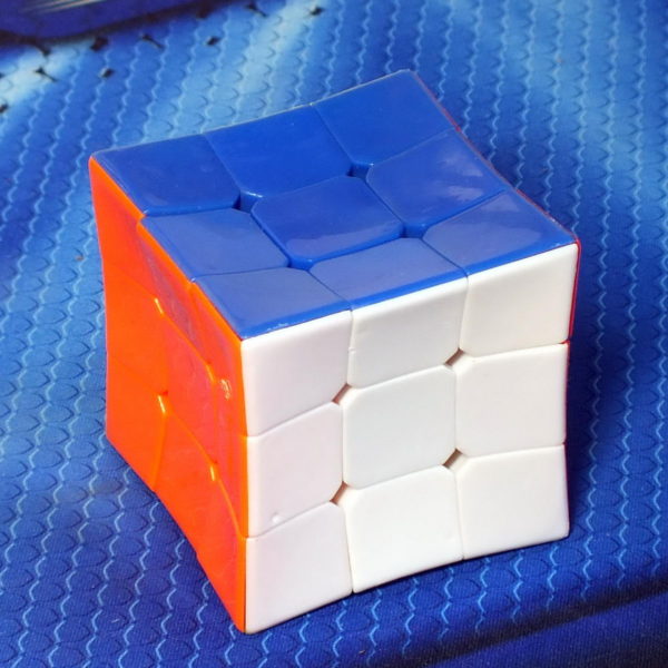 X-cube Concave Cube 3x3 stickerless
