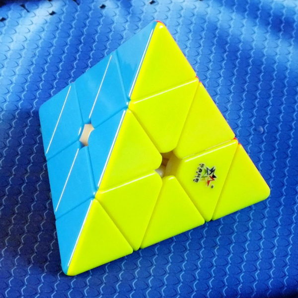 Yuxin HuangLong M Magnetic Pyraminx stickerless